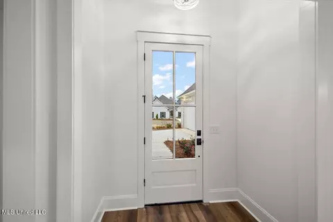 Entry Way - 218 Bronson Bnd, Flowood, MS 39232 photo 1 of 7