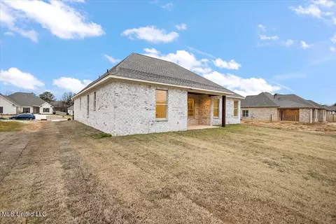 Exterior - 218 Bronson Bnd, Flowood, MS 39232 photo 6 of 7