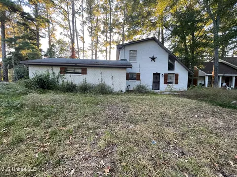 4957 Forest Hill Rd, Byram, MS 39272