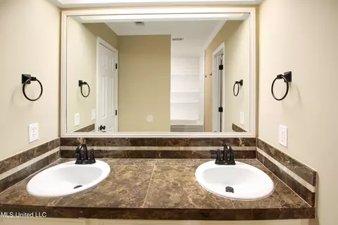 108 Formosa Dr, Brandon, MS 39047 photo 17