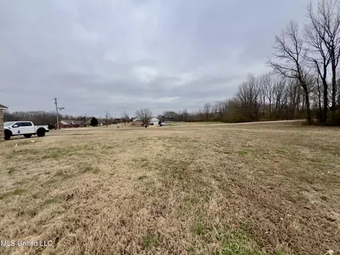 63 Moore Loop, Byhalia, MS 38611 photo 17