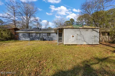 Exterior - 1399 Dorgan St, Jackson, MS 39204 photo 3 of 5