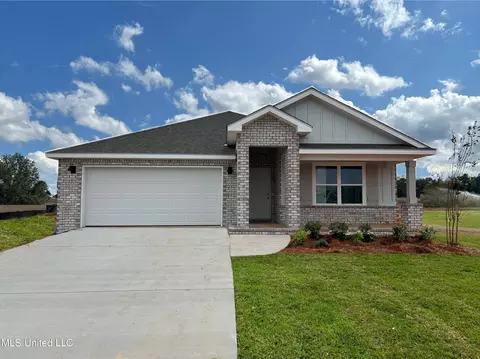 193 Mill Ct, Lucedale, MS 39452
