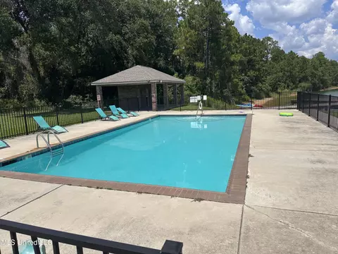 6256 Emerald Lake Dr, Biloxi, MS 39532 photo 16