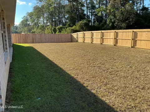 6256 Emerald Lake Dr, Biloxi, MS 39532 photo 20