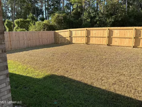 6256 Emerald Lake Dr, Biloxi, MS 39532 photo 21