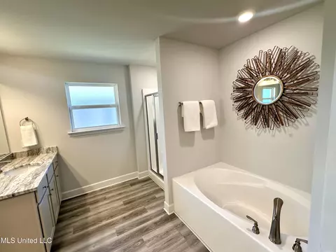 6256 Emerald Lake Dr, Biloxi, MS 39532 photo 14