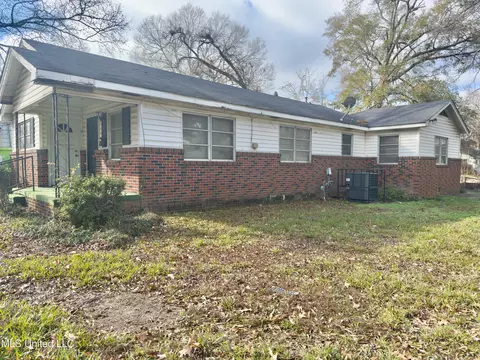 2161 Ludlow Ave, Jackson, MS 39213