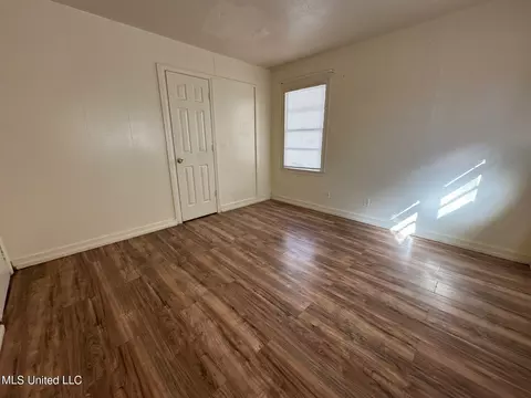 Bedroom - 729 Primos Ave, Jackson, MS 39209 photo 2 of 3