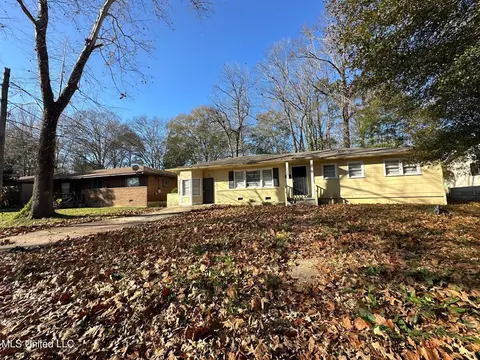 Exterior - 729 Primos Ave, Jackson, MS 39209 photo 5 of 5