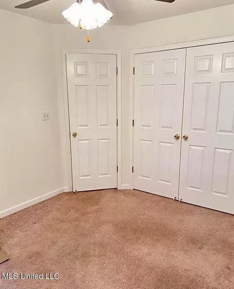 1860 N Timber Way, Hernando, MS 38632 photo 17