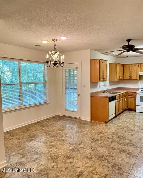 1860 N Timber Way, Hernando, MS 38632 photo 20
