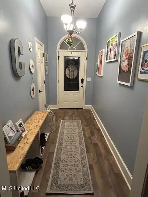 Entry Way - 505 Pear Orchard Dr, Brandon, MS 39042 photo 1 of 2