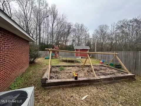 Exterior - 505 Pear Orchard Dr, Brandon, MS 39042 photo 3 of 6