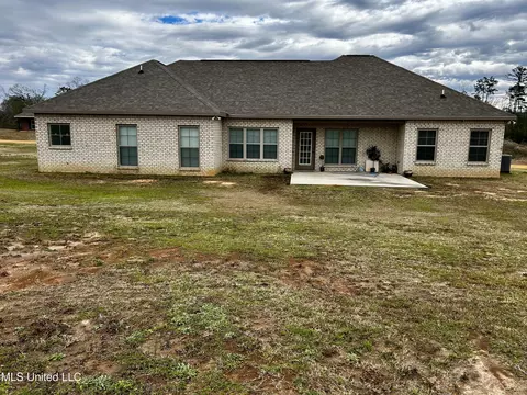 Exterior - 1035 Driftwood Rd, Summit, MS 39666 photo 2 of 3