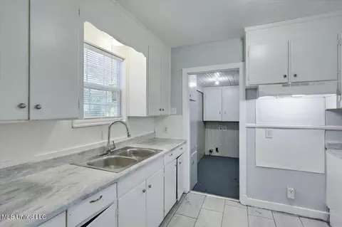 Other - 220 Stonewall St, Jackson, MS 39216 photo 2 of 7