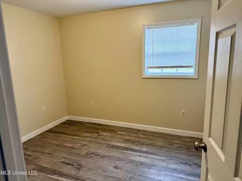 Bedroom - 112 Adams Ave, Magee, MS 39111 photo 2 of 3