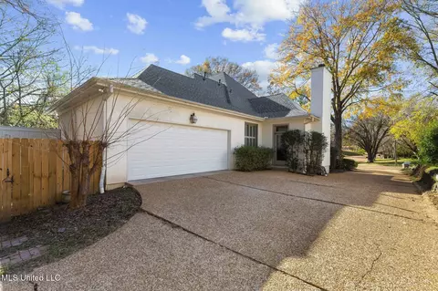 Exterior - 1 Pond Side Dr, Jackson, MS 39211 photo 16 of 17