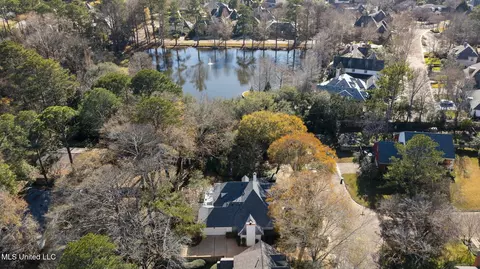 View/Area - 1 Pond Side Dr, Jackson, MS 39211 photo 1 of 1