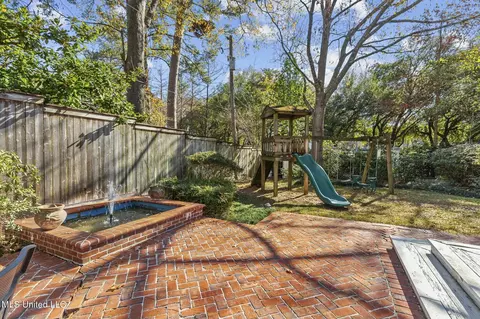 Exterior - 1 Pond Side Dr, Jackson, MS 39211 photo 9 of 17