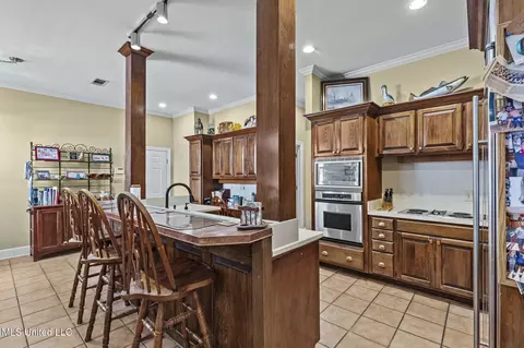 Kitchen - 1 Pond Side Dr, Jackson, MS 39211 photo 1 of 6
