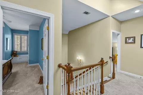 Entry Way - 1 Pond Side Dr, Jackson, MS 39211 photo 9 of 9