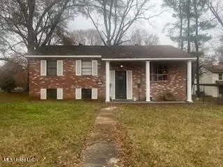 108 E Lee St, Sardis, MS 38666