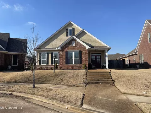 4528 Stone Hollow Dr, Olive Branch, MS 38654