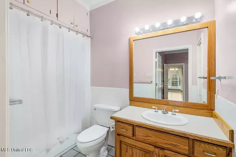 Bath - 113 N Mcgregor St, Wiggins, MS 39577 photo 5 of 6