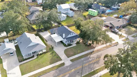 View/Area - 115 W Third St, Long Beach, MS 39560 photo 17 of 18