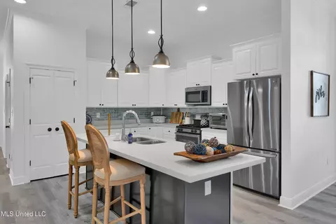 Kitchen - 115 W Third St, Long Beach, MS 39560 photo 4 of 5