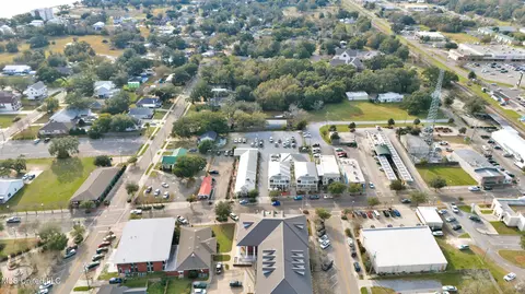 View/Area - 115 W Third St, Long Beach, MS 39560 photo 13 of 18
