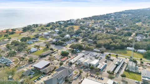 View/Area - 115 W Third St, Long Beach, MS 39560 photo 14 of 18