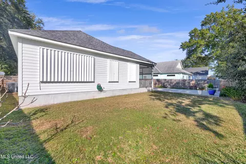 Exterior - 115 W Third St, Long Beach, MS 39560 photo 5 of 14