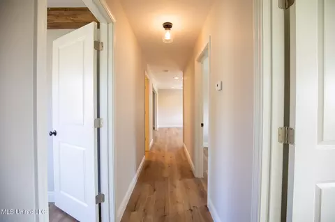 Entry Way - 277 Howell Tanner Chapel Rd, Lucedale, MS 39452 photo 2 of 2
