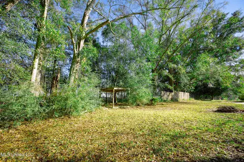 Exterior - 277 Howell Tanner Chapel Rd, Lucedale, MS 39452 photo 3 of 12