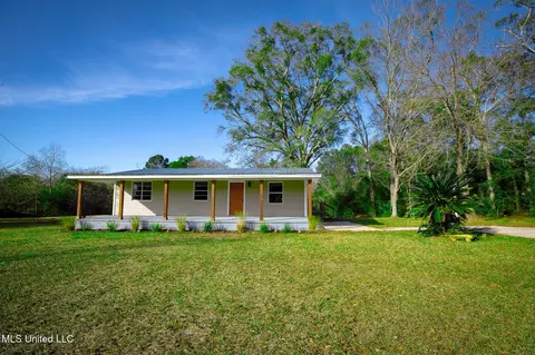 Exterior - 277 Howell Tanner Chapel Rd, Lucedale, MS 39452 photo 11 of 12