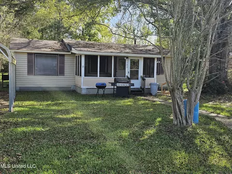 1280 Deeb St, Pearl, MS 39208