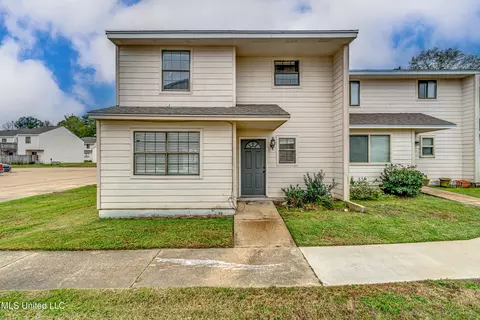 1043 Windrose Dr, Brandon, MS 39047 photo 1