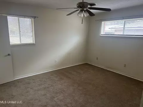 Bedroom - 149 Colonial Circle Cir, Jackson, MS 39211 photo 3 of 3