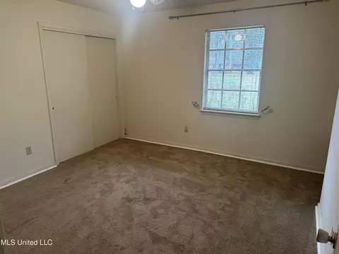 Bedroom - 149 Colonial Circle Cir, Jackson, MS 39211 photo 1 of 3