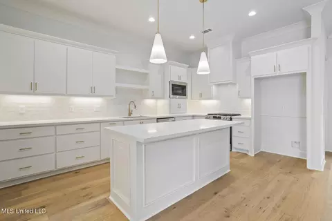 119 Spring Xing, Madison, MS 39110 photo 8