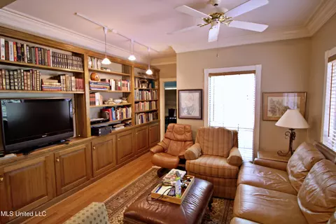 Living - 280 Lowery Rd, Sumrall, MS 39482 photo 1 of 4