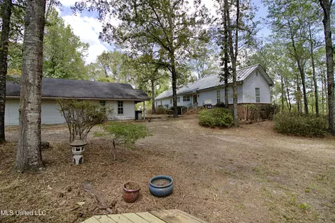 Exterior - 280 Lowery Rd, Sumrall, MS 39482 photo 8 of 11
