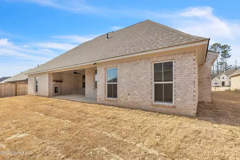 Exterior - 692 Bearing Way, Brandon, MS 39047 photo 3 of 5