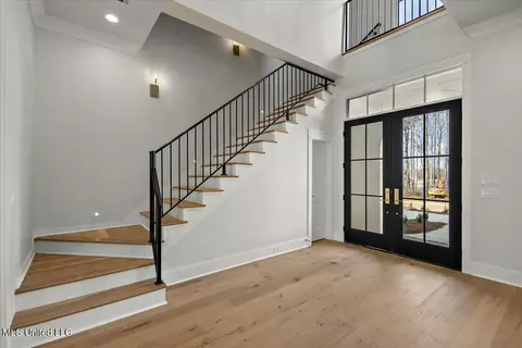 Entry Way - 256 Ashworth Cir, Madison, MS 39110 photo 4 of 9