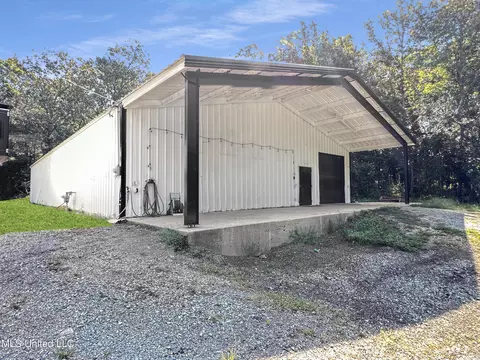 433 Monterey Rd, Richland, MS 39218