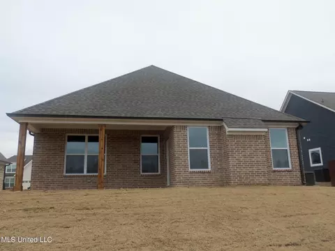 Exterior - 9674 Talisman Pass, Olive Branch, MS 38654 photo 2 of 3