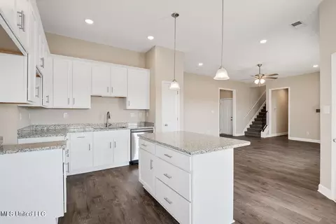 10225 March Meadows Way, Olive Branch, MS 38654 photo 5