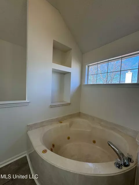 5967 Eagleston Dr, Olive Branch, MS 38654 photo 16